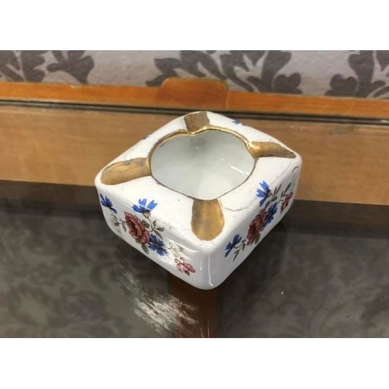 Διακοσμητικό Τασάκι εποχής Granny's 96670