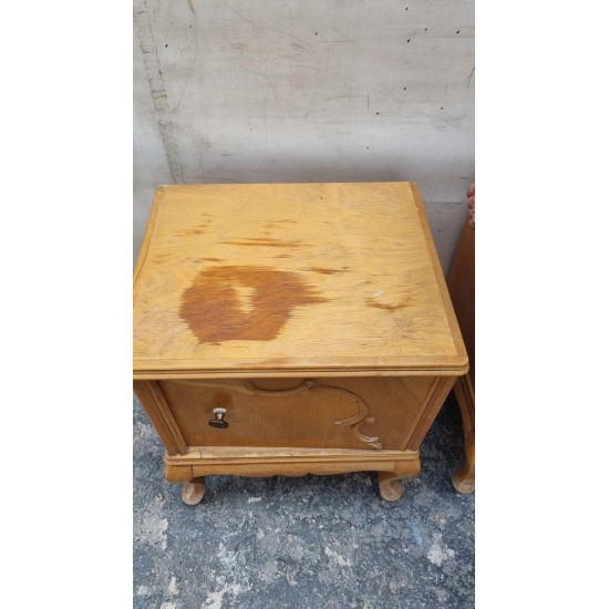 Κλασικό κομοδίνο Granny's 103250