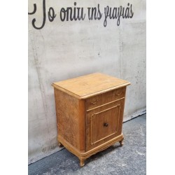 Κομοδίνο με anglais πόδια Granny's 107365