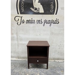 Κομοδίνο κλασικό Granny's 110521