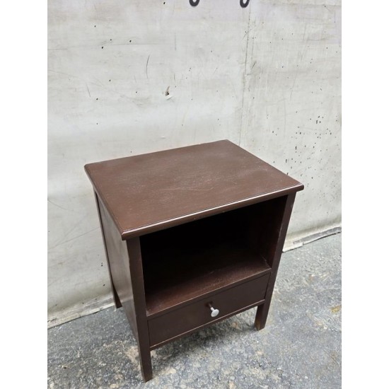 Κομοδίνο κλασικό Granny's 110521