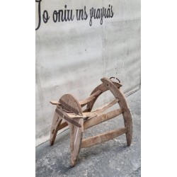 Παλιό σαμάρι ξύλινο Granny's 116539