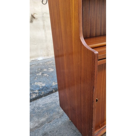 Βιβλιοθήκη danish design Granny's 111702