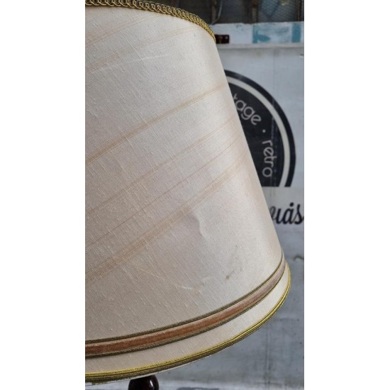 Επιδαπέδιο φωτιστικό με αμπαζούρ  Granny's 117224