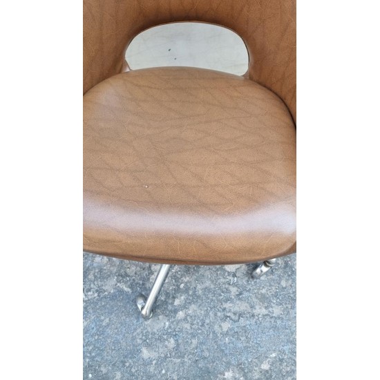 Καρεκλοπολυθρόνα Mid-Century Granny's 110599