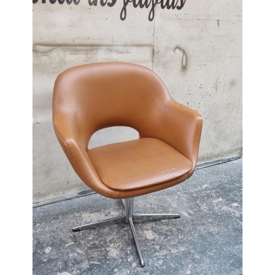 Καρεκλοπολυθρόνα Mid-Century Granny's 110214