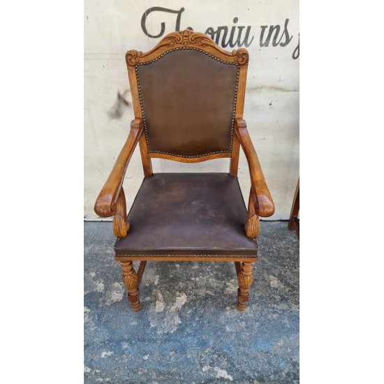 Καρέκλα με σκαλιστά πόδια Granny's 102776