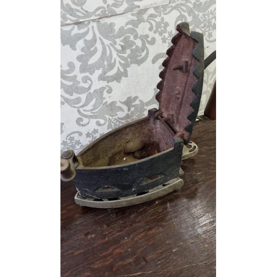 Διακοσμητικό μεταλλικό σίδερο εποχής Granny's 113342