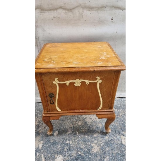 Κομοδίνο Queen Anne Granny's 105394