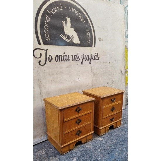 Κομοδίνο ξύλινο Granny's  100058