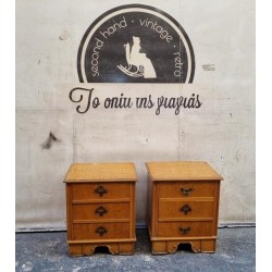 Κομοδίνο ξύλινο Granny's  100058