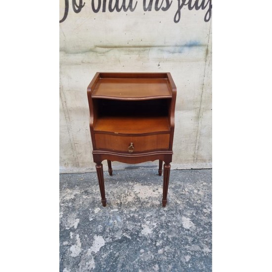 Κομοδίνο ψηλό Granny's 110462