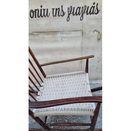 Πολυθρόνα κουνιστή Granny's 118645
