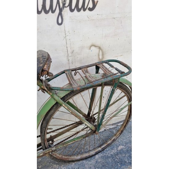 Παλιό ποδήλατο ταχυδρόμου Granny's 115649