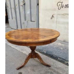 Ροτόντα εποχής   Granny's 119577