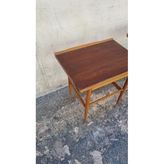 Βοηθητικό τραπεζάκι Danish design Granny's 118222