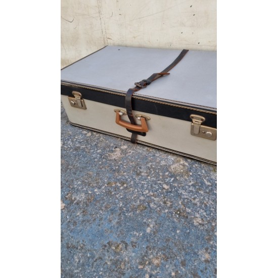  Βαλίτσα  vintage Granny's 111723
