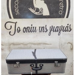  Βαλίτσα  vintage Granny's 114311