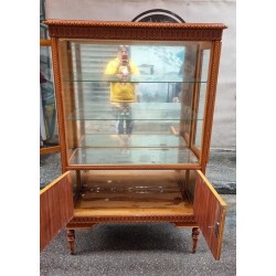   Βιτρίνα Granny's 100906